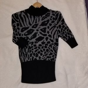 Cute leopard sweater top